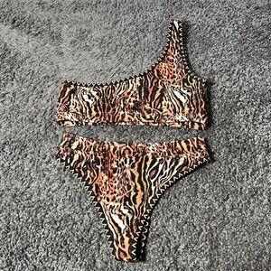Bydee animal print one-shoulder swim bikini
